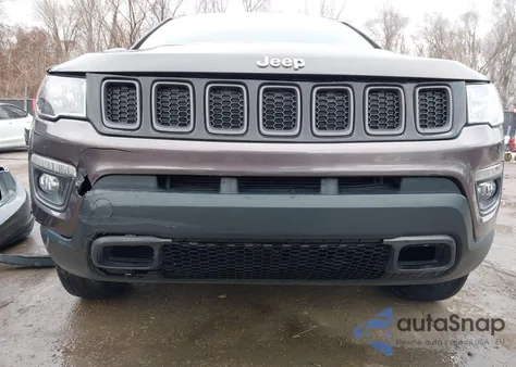 2020 Jeep Compass Trailhawk 4X4 from USA, damaged, VIN 3C4NJDDB7LT171647
